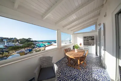 Image de La maison sur le port d'Ischia