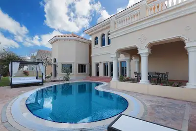Image de Palm Jumeirah Beach Front Xl Villa w\/Prvt Pool