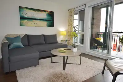 Image de New listing in Union building Victoria