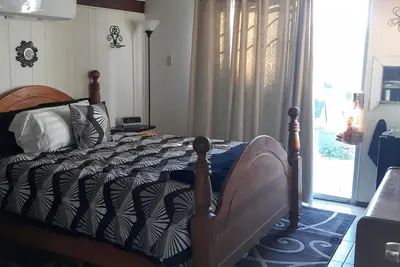 Image de Private Entrance Casita 1 bedroom & 1 bath with pool, Tv & Wifi