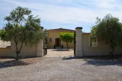 Image de Belle villa aux portes du Lubéron avec chambres climatisées et wifi