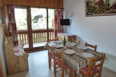 Appartement pour 6 personnes au pied des pistes!