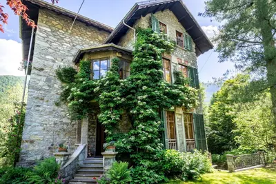 Image de Belle maison de vacances privée avec Wifi, Tv, patio, animaux admis et parking