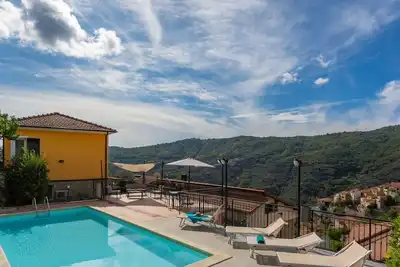 Image de Joli appartement pour 6 personnes avec piscine, Wifi, Tv, patio et vue panoramique