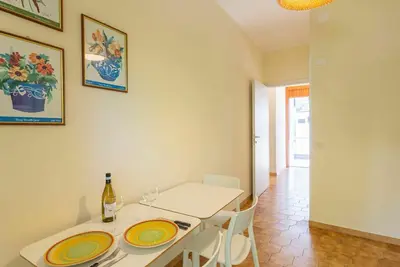 Agréable appartement pour 5 personnes avec climatisation, Wifi, Tv, terrasse et parking