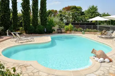 Image de Merveilleuse maison de vacances privée avec Wifi, climatisation, piscine, Tv, terrasse et parking