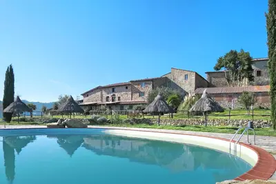 Image de Appartement dans une maison de vacances avec climatisation, piscine, patio, vue panoramique, parking