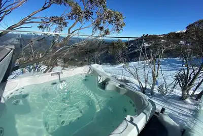 Image de Hot Tub PRIVÉ donnant sur la piste, 2 chambres (6 couchages)