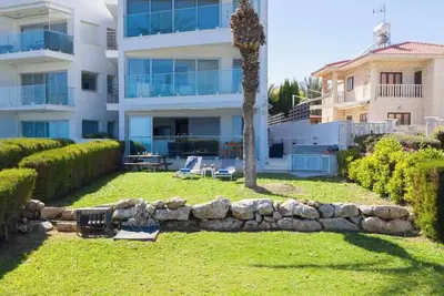 Image de Appartement de 3 chambres près de la plage de sable d'Ayia Triada