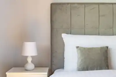 Image de Downtown Victoria Apartments By CityBookings