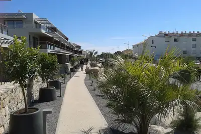 Image de A 30 M De La Plage T2 Neuf  Avec Garage Terrasse Et Jardinet