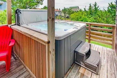 Image de Nouveau à Vrbo-Cottage Oceanside de charme, HotTub, véranda filtrée + accès facile à la plage