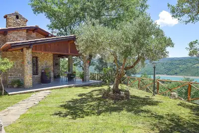 Image de La casa sul lago