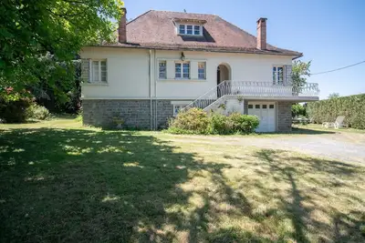 Image de Maison de vacances pittoresque avec jardin