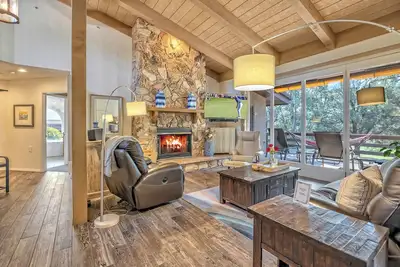 Image de Casa Rosa au Canyon Mesa Country Club! - Piscine / bain à remous / golf / tennis