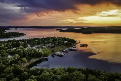 Image de Nouveau! Dans la région de Bull Shoals Lake-Howard Creek