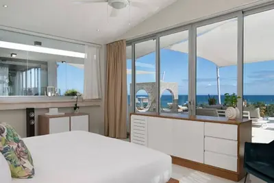 Image de Magnifique Penthouse 3 Chambres Privé (V. I. P)