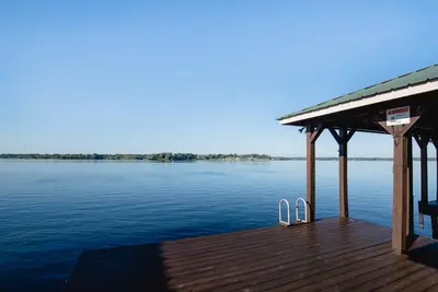 Image de Southern Breeze - Charmante cabane au bord de l'eau sur le lac Palestine