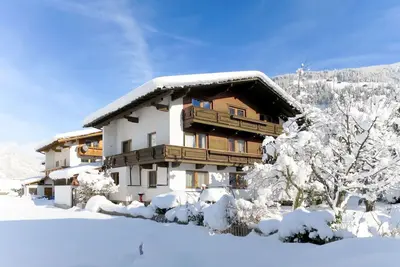 Image de Agréable appartement pour 8 personnes avec Wifi, Tv, balcon et parking