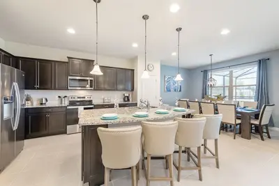 Image de Nouvelle maison de vacances 5b4b, piscine Bbq15 minutes à Disney World Orlando