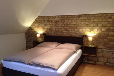 Image de Appartement / appartement - Strausswirtschaft & Gästehaus Janson, cave
