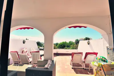 Image de Fabuleuse villa avec vue mer exceptionnelle. Proche de toutes commodités
