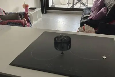 Image de Superbe T2 55m2, tout équipé, 5\/6 couchages à 50 mètres de la plage, Climatisé