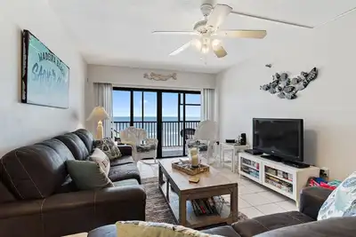 Image de Villa Madeira # 605 3 chambres 2 salles de bain Wifi Piscine balcon avec vue sur le golfe Nouvelle Liste!