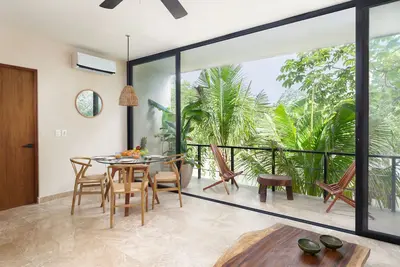 Image de Beau 1 Br 3 Pax Apt dans un endroit luxueux!