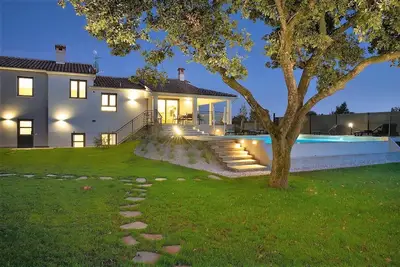 Image de Maison de vacances Pula pour 1 - 6 personnes avec 3 chambres Ă coucher - Maison de vacances
