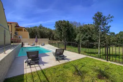 Image de Maison de vacances Banjole pour 1 - 20 personnes avec 8 chambres Ă coucher - Maison de vacances
