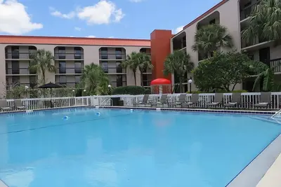 Image de Stay 4 nights and Save, 2 Comfy Units, Close to Parks, Pool, Breakfast!