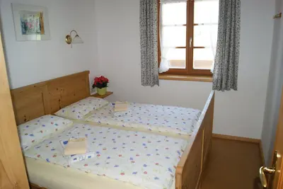 Image de Appartement jusqu'à 4 personnes - Kampenwand - 65 m², 2 chambres, cuisine, Tv satellite, balcon, entrée indépendante, non-fumeur
