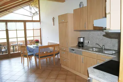 Image de Appartement jusqu'à 4 personnes - Wendelstein - 65 m², 2 chambres, cuisine, Tv satellite, balcon, entrée privée, non-fumeur