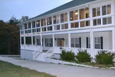 Image de Cascade Inn Ă Fall Creek Falls