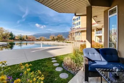 Image de Tranquil Waterfront Condo