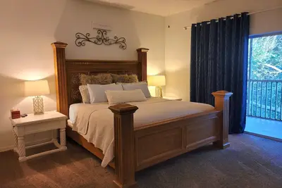 Image de Magnifique condo avec 2 lits king size et 5 à 10 minutes des parcs Disneys