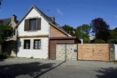 Image de A 90 m de la plage de Morgat, maison entièrement rénovée 3 chambres rue calme