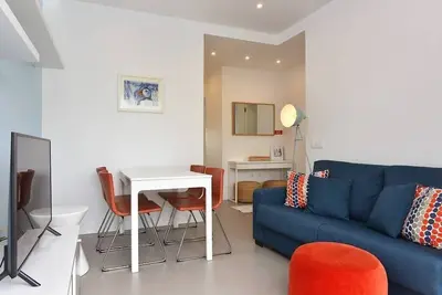 Image de Appartement Maestro, proche du Casino et de la plage, w / wi-fi!