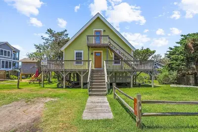 Image de Teacher's Lair: Beautiful waterfront home on a canal in Oyster Creek