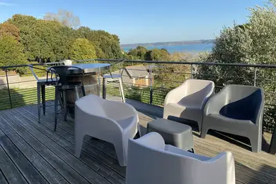 Image de Maison entièrement rénovée 4 à 10 personnes - vue sur mer