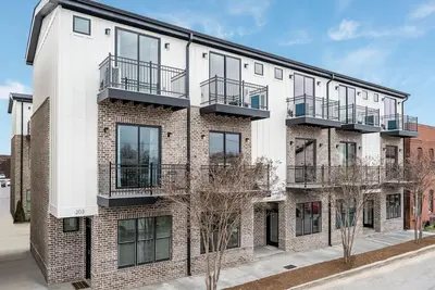 Image de Condo neuf au coeur de Southside!