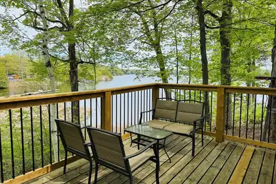 Image de Lazy Maple Cabin on Charleston Lake