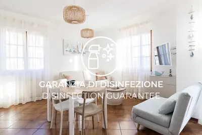 Image de Bright apartment with A\/C, Wi-Fi, swimming pool, terrace and parking