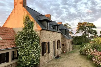 Image de Jolie maison en pierre 9 couchages Perros Guirec
