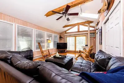 Image de Maison de Reilly • Maison pour 8 personnes près de la plage!