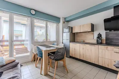 Image de T2 cabine proche plage avec terrasse et parking - Biscarrosse