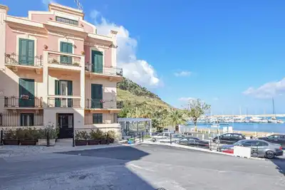 Image de Appartement confortable à Castellammare.