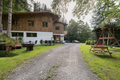 Image de Magnifique maison de vacances privée pour 38 personnes avec Wifi, Tv, patio et parking