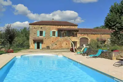 Image de Belle maison de vacances privée avec Wifi, piscine privée, Tv, terrasse et parking